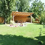 Hullam Hostel