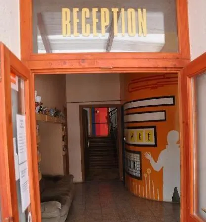 Hullam Ostello Révfülöp