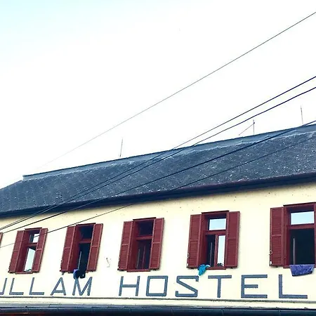Hullam Hostel